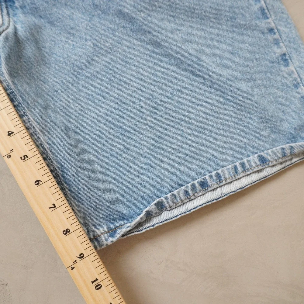 Vintage Levis 550 Relaxed Fit Shorts W36 Mens Light Wash Denim Stonewash 90s